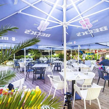 Апартамент Admiral Plaza C 19 Private Cozy Sunny *