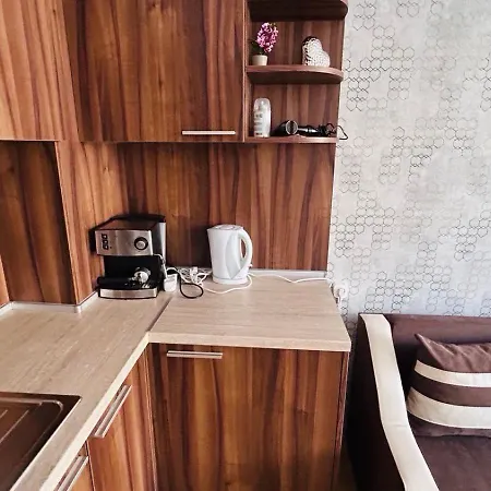 Admiral Plaza C 19 Private Cozy Sunny *