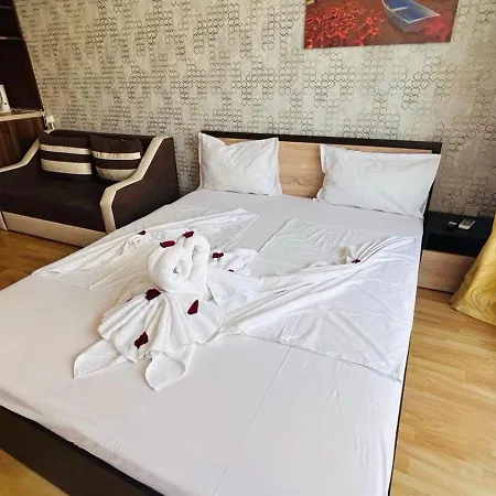 Admiral Plaza C 19 Private Cozy Sunny شقة ساني بيتش